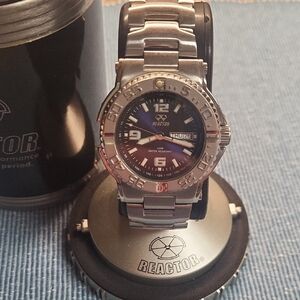 Gents Reactor Critical Mass Watch